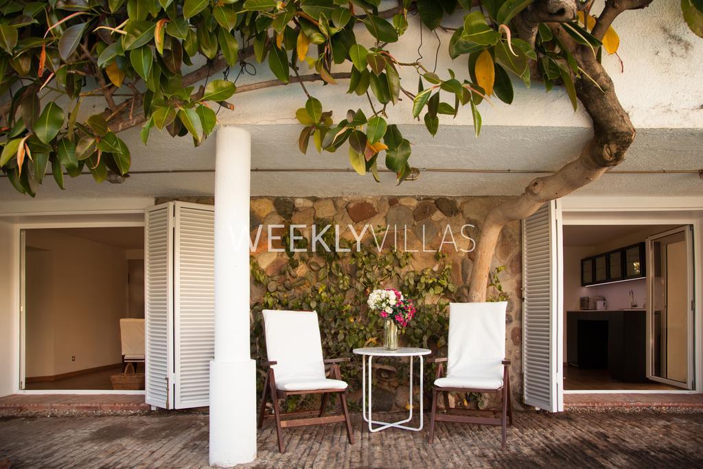 Villa Sitges Tupinetti Beach At 1 Min Walk Amaizing Garden And View Center Sitges 5 Minutes Walk Bagian luar foto