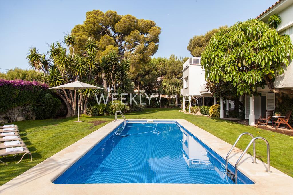 Villa Sitges Tupinetti Beach At 1 Min Walk Amaizing Garden And View Center Sitges 5 Minutes Walk Bagian luar foto