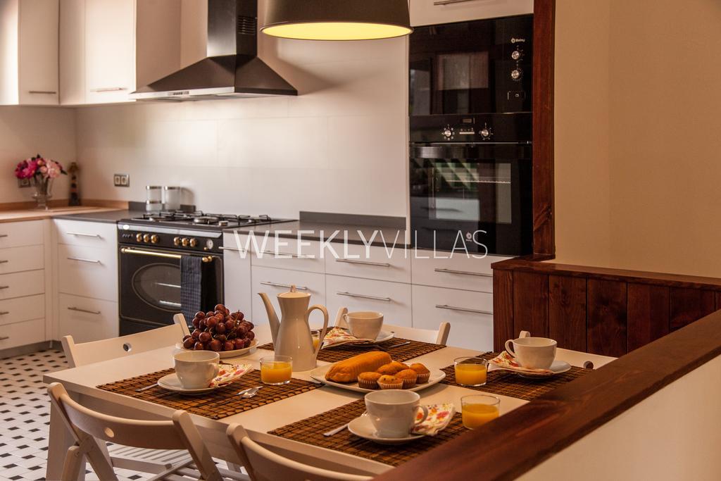 Villa Sitges Tupinetti Beach At 1 Min Walk Amaizing Garden And View Center Sitges 5 Minutes Walk Bagian luar foto