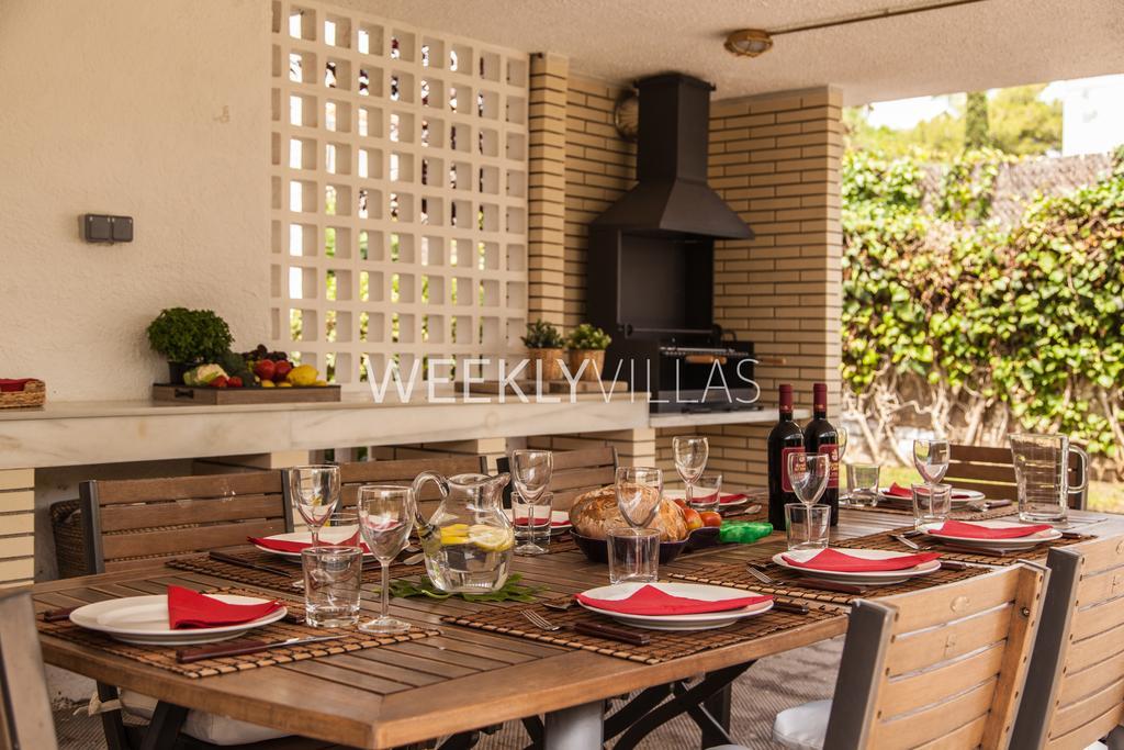 Villa Sitges Tupinetti Beach At 1 Min Walk Amaizing Garden And View Center Sitges 5 Minutes Walk Bagian luar foto