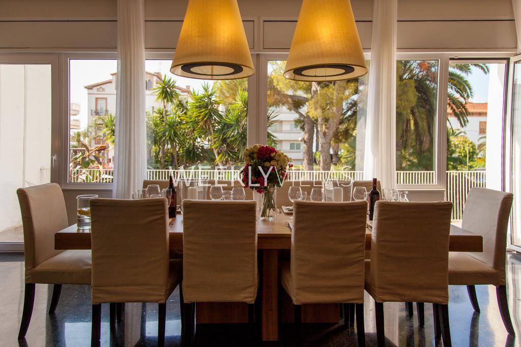 Villa Sitges Tupinetti Beach At 1 Min Walk Amaizing Garden And View Center Sitges 5 Minutes Walk Bagian luar foto